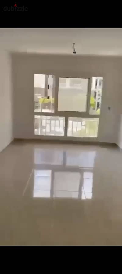 شق للإيجار القانون – مدينتي B6   124 متر  B6 – مجموعة 69 – شقة 2   3 غرف نوم  2 حمام   المطلوب: 18,000 جنيه شهريًا  ______ NO 126