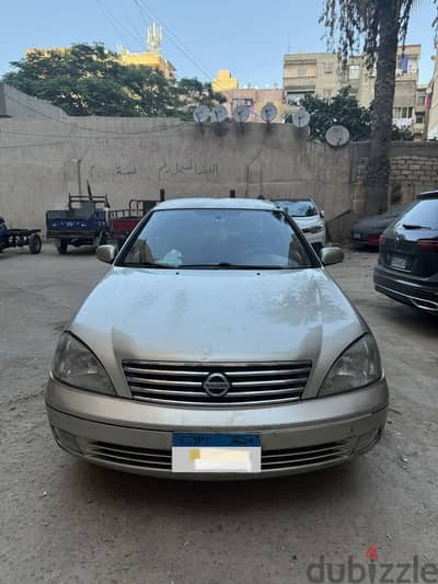 Nissan Sunny 2010