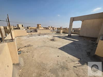 Corner rooftop unit, 400 square meters—the largest available in Al-Andalus 1.