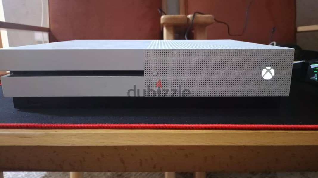 Xbox one s 1tb 1