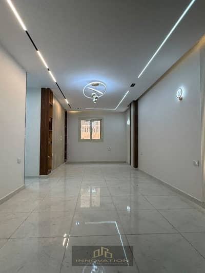 For sale an apartment 110m side back excellent loading first occupancy without rooms on balconies