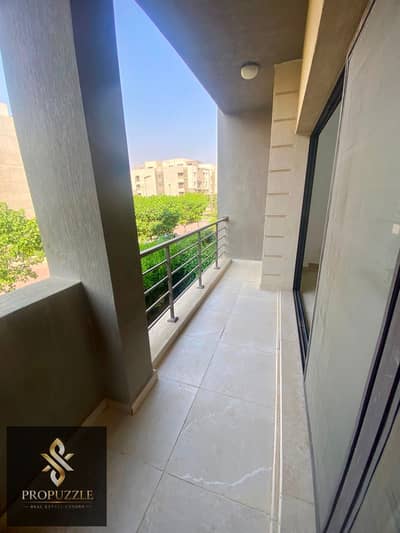 شقة للإيجار 160 متر في كمبوند فيفث سكوير، المرحلة الأولى، المراسم، التجمع الخامس، القاهرة الجديدة.