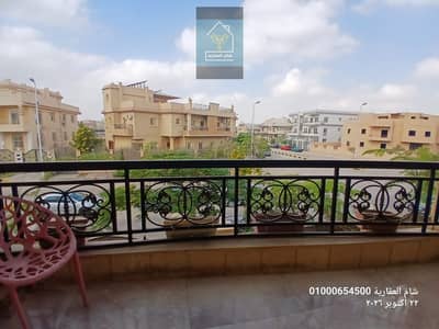 شقة للبيع بالفرش بالشيخ زايد الحي التاسع ٢٠٠م