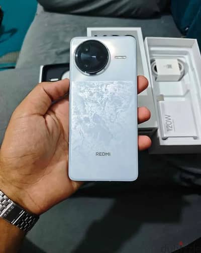 عملاق شاومي بوكو اف ٧ الترا  poco f7 ultra k80 pro