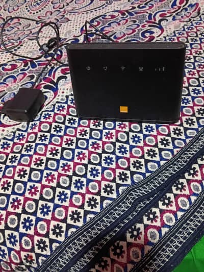 راوتر Orange مستعمل للبيع بحالة جيدة