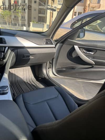 BMW 318 2017