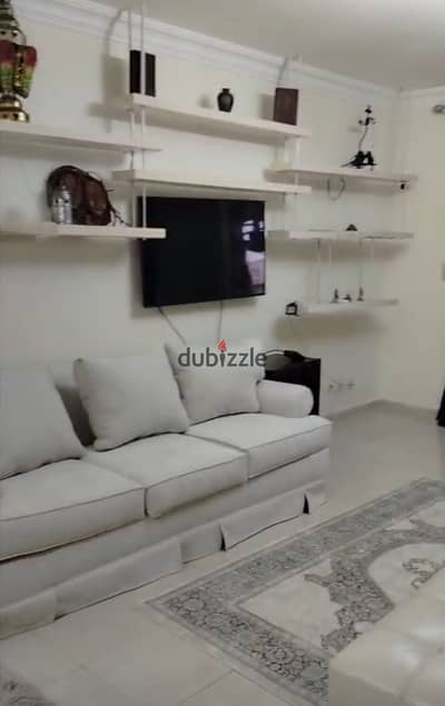 شقة 324م نموذج 700 للإيجار المفروش بمدينتي B1 - اتجاه بحري - إطلالة على نارو جاردن والشارع الرئيسي -خطوات من منطقة خدمات المرحله 5دقائق من أرابيسك مول