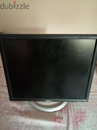 شاشه كمبيوتر  وكيبورد وماوس اوريجينال hd بالاسلاك بتاعتهم