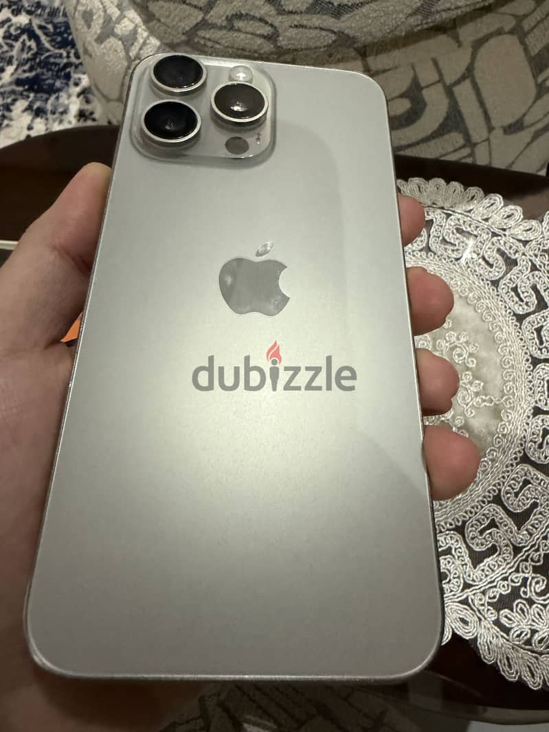 Apple - iPhone 15 Pro Max 7