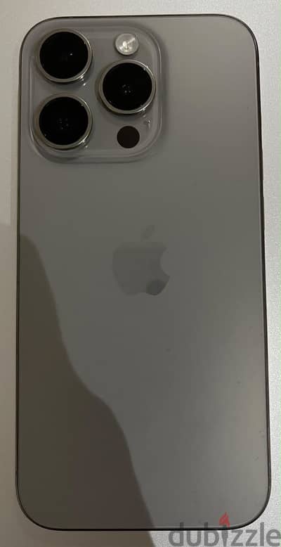 Apple - iPhone 15 Pro معفى
