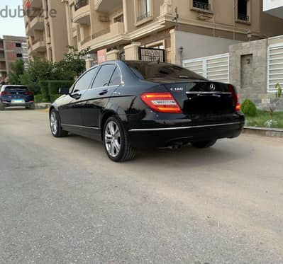 مرسيدس بنز سي 180 2013