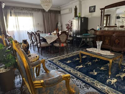 شقه 207م للتمليك شارع الشهيد محمود عصمت حمدي من المشير احمد اسماعيل بالقرب من المطار- شيراتون
