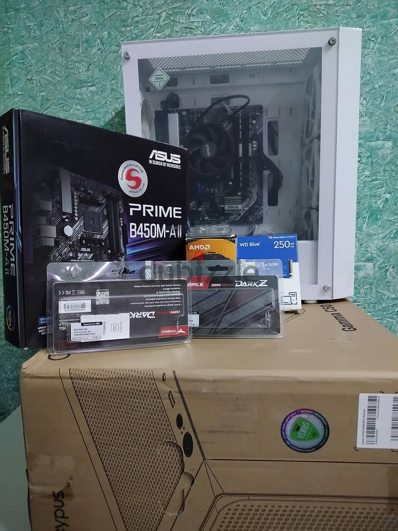 كمبيوتر - Desktop computers - 209316401