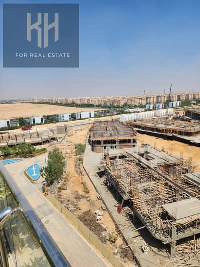 Apartment for sale with a terrace, featuring 3 bedrooms and a distinctive view, located in the Bloomfields compound in Mostakbal City—adjacent to Sara