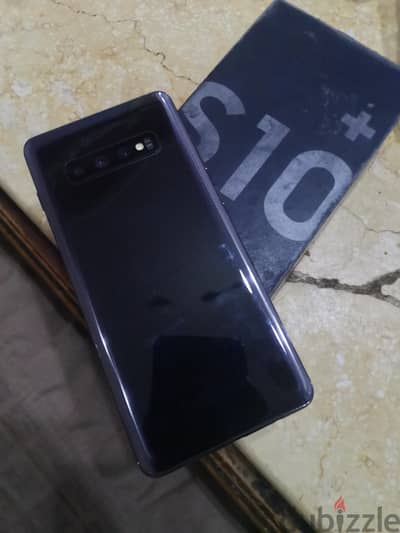 samsung S10+ بالعلبة