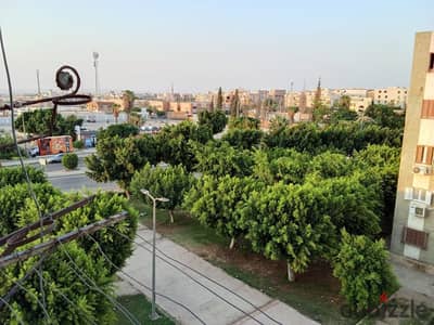Apartment for Sale – El Shorouk City  Prime Location: Directly on the Middle Ring Road, near the Garage Bus Stop.