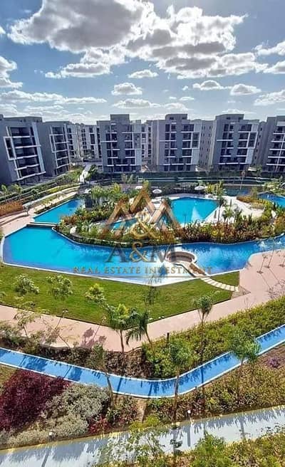 بنتاهوس للبيع بخصم على الكاش 45% فى لوكيشن مميز فى 6 أكتوبر كمبوند Sun Capital فيو مميز على الأهرامات دايركت