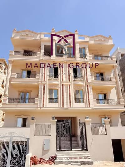 شقه للبيع في حرف G بالتكميلي تاني نمره من سوديك فوري