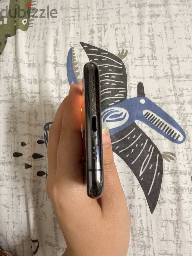 Apple - iPhone 11 Pro 2