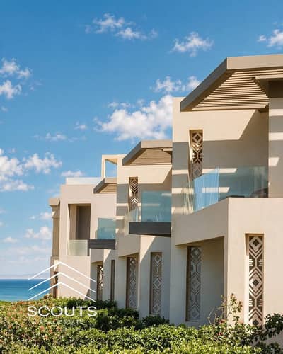 Beachfront villa for sale in Boho, Ain Sokhna. The property is fully finished and ready for viewing. Offered at below-market price, it features a view