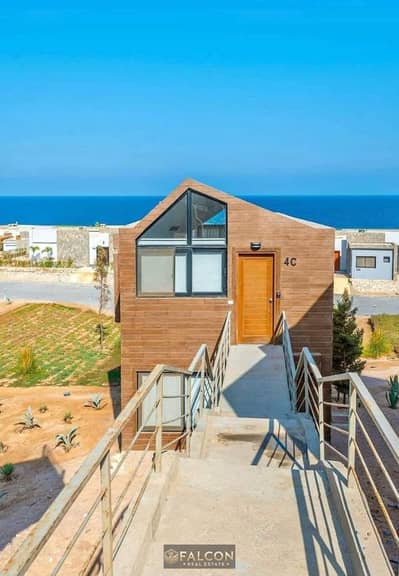 Sea view chalet for sale, first row on the beach, minutes from El Gouna, with a 5% down payment and installments over 8 years,