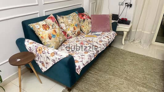 طقم انتريه بحالة ممتازة | Modern Sofa Set / Living Room for Sale