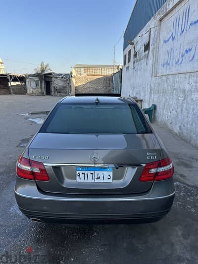 مرسيدس بنز اي 250 2011