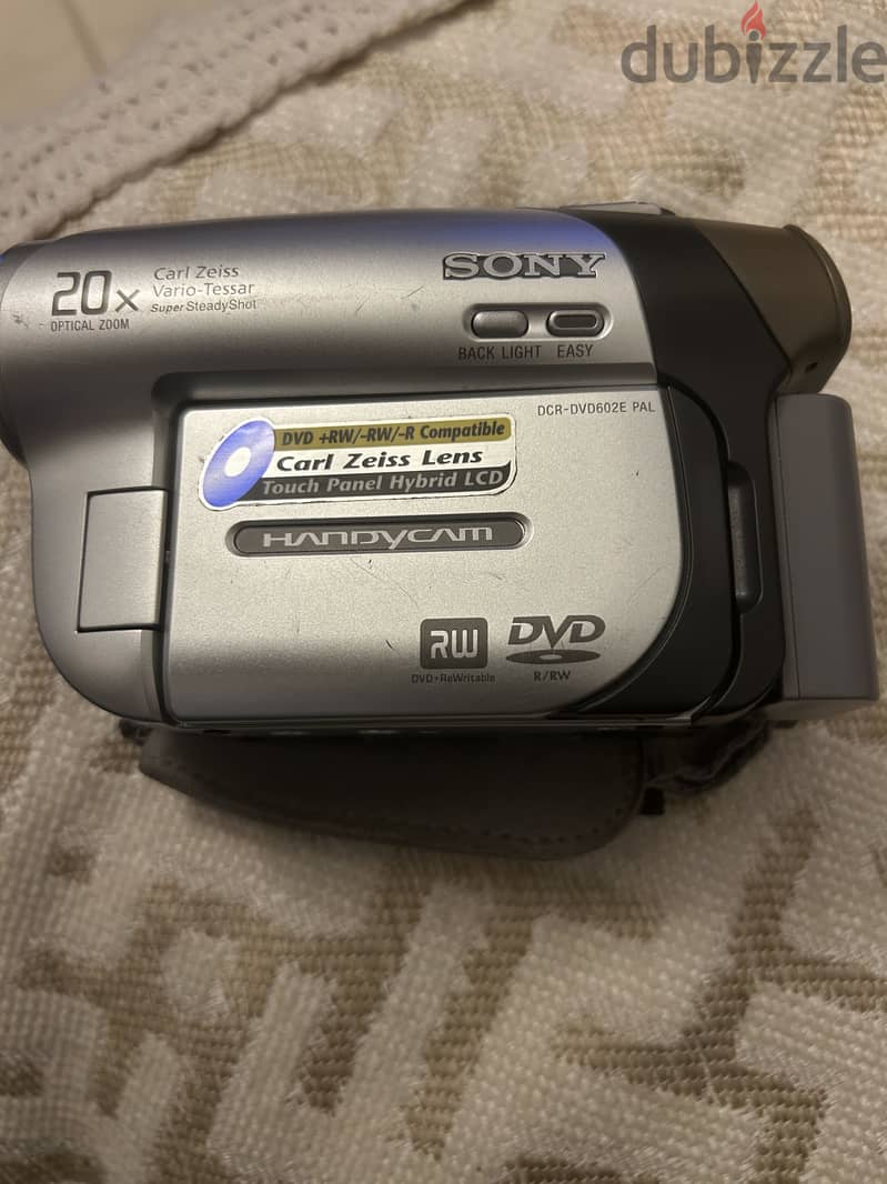 DVD camera 1