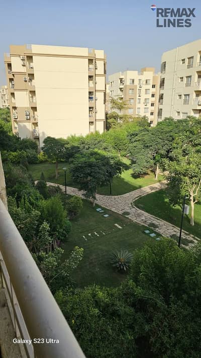 131 meters for sale in Madinaty Talaat Mostafa B6 on the Third Park and Movement