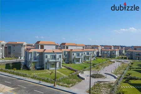 A villa is available for sale in New Mansoura, ready for immediate handover and available for viewing, located in the Zahya compound.