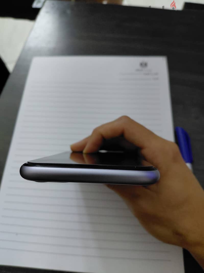 Apple - iPhone 11 2