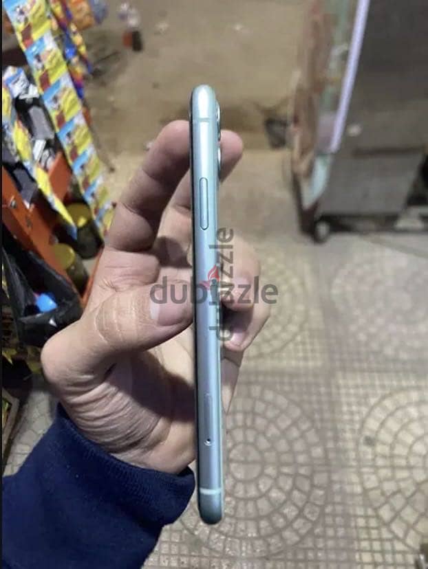 Apple - iPhone 11 1
