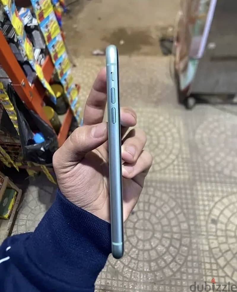 Apple - iPhone 11 2