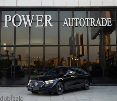 Mercedes-Benz E300 2025 2000k. m ضمان الوكيل