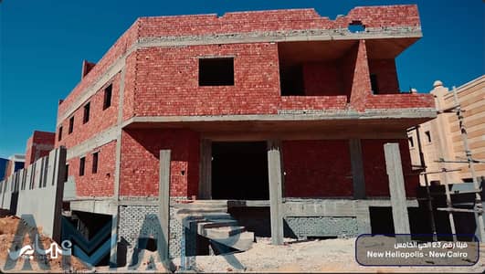 فيلا تاون هاوس 499م استلام فوري في هليوبوليس الجديدة | دقايق من طريق السويس امام مدينتي