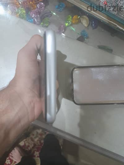 Apple - iPhone XR