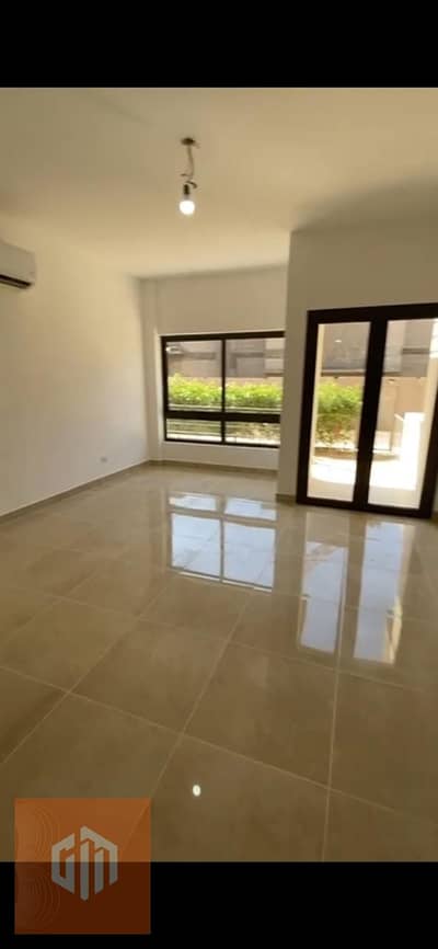 شقة للإيجار نص مفروشة بالدور الأرضي مع حديقة في المراسم ذا سكوير Al Marasem The Square القاهرة الجديدة New Cairo مساحة 155 متر وحديقة 70 متر 3 غرف نو