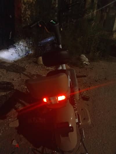 اسكوتر رينو كهربائي 14500