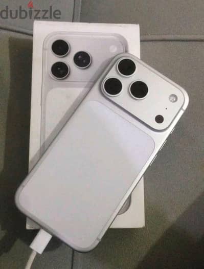 آبل - آيفون 17 برو