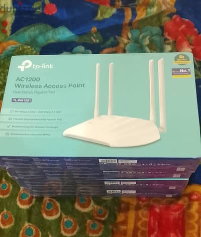 4 اجهزه Access Point TP-Link TL-WA1201 سعر الجهاز ١٩٠٠ قابل للتفاوض