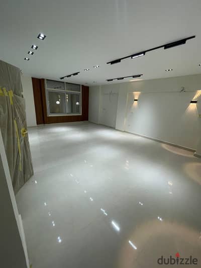Apartment for sale in Gardenia 3, ultra-super lux finish