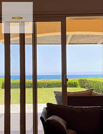 For urgent sale: Ready-to-move-in villa with direct sea view and pool view, fully finished with air conditioning, in a prime location. Full Sea View, Pool View.