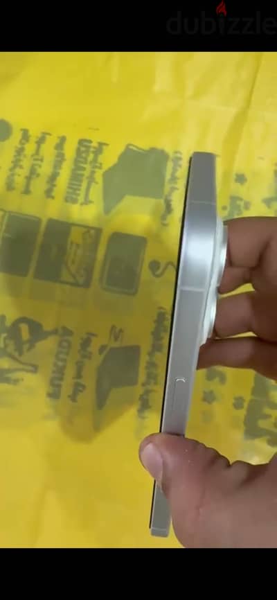 آبل - آيفون 16