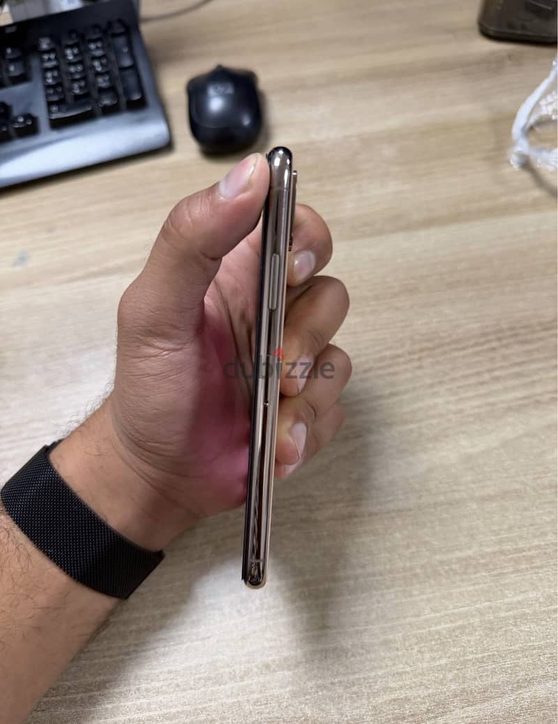 iPhone Xs 1