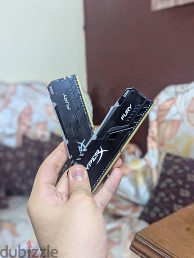 RAM DDR4 PC FURY KINGSTON 2×8G RGB 3200 CL16