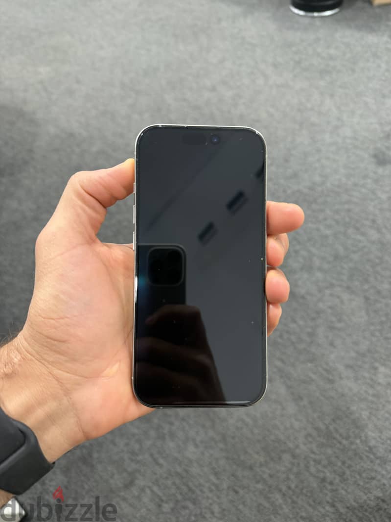 Apple - iPhone 16 Pro 4