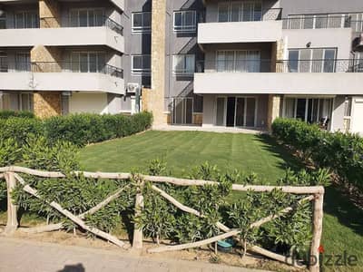 Ground-floor chalet with a garden for sale in Blumar El Sokhna