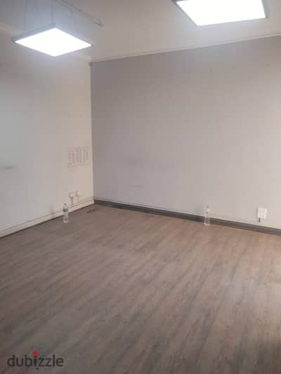 Executive headquarters, 250m, super lux in Garden City.