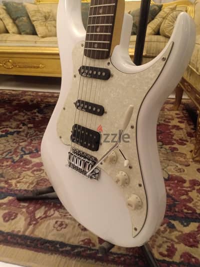 جيتار اليكتريك AXL SRO Olympic White (بحالة الزيرو) Stratocaster