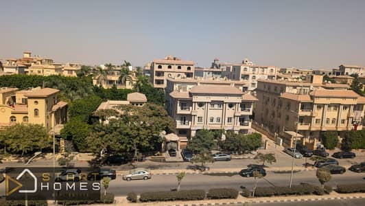 شقه 196 متر للبيع في مدينه الرحاب بسعر مميز جدا وتتميز ايضا بموقع رائع بجانب جميع الخدمات مما يجعلها مريحه للسكن بالاضافه الي انها جاهزه للاستلام